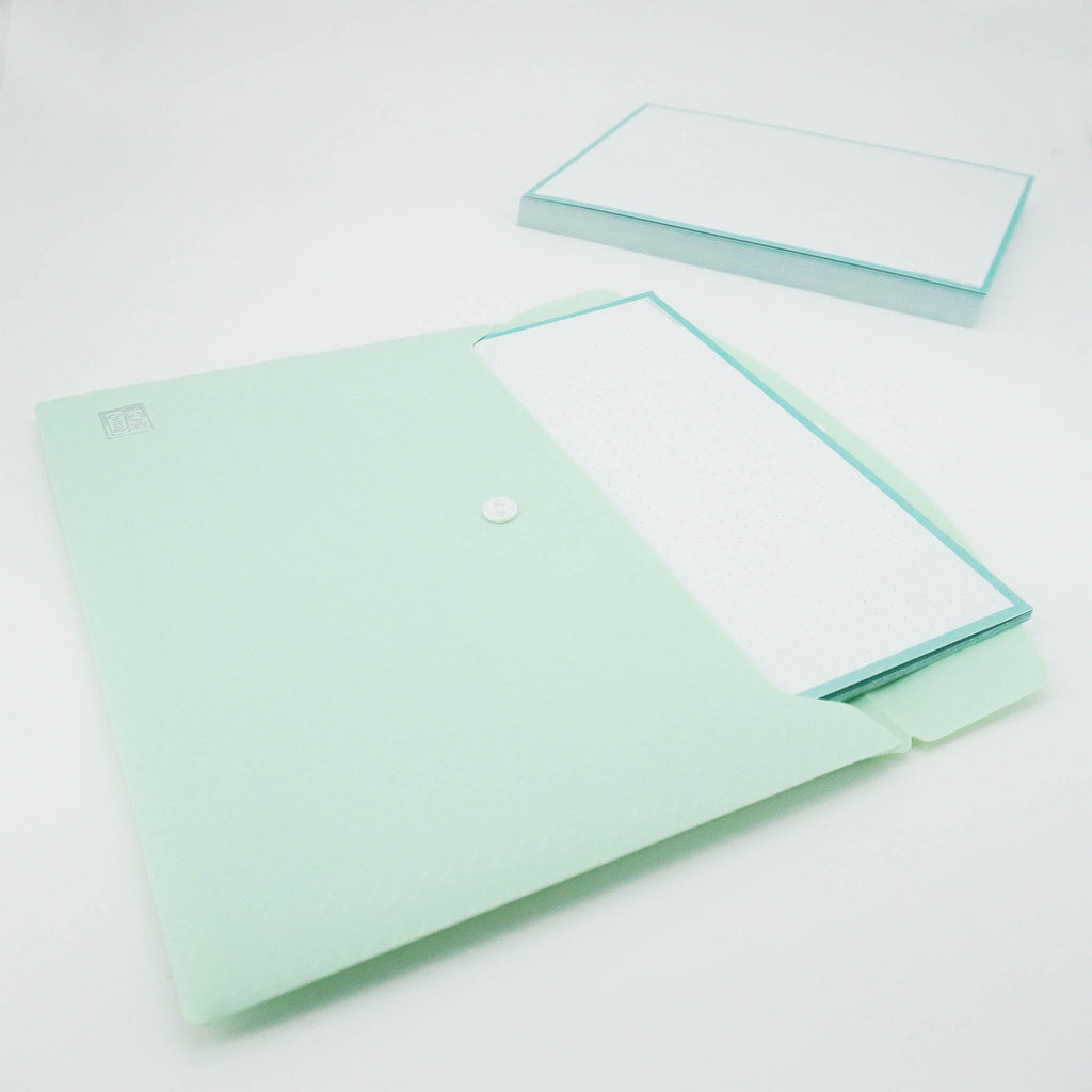 Leitner Flashcards A5 Pastel Dotted green in document holder
