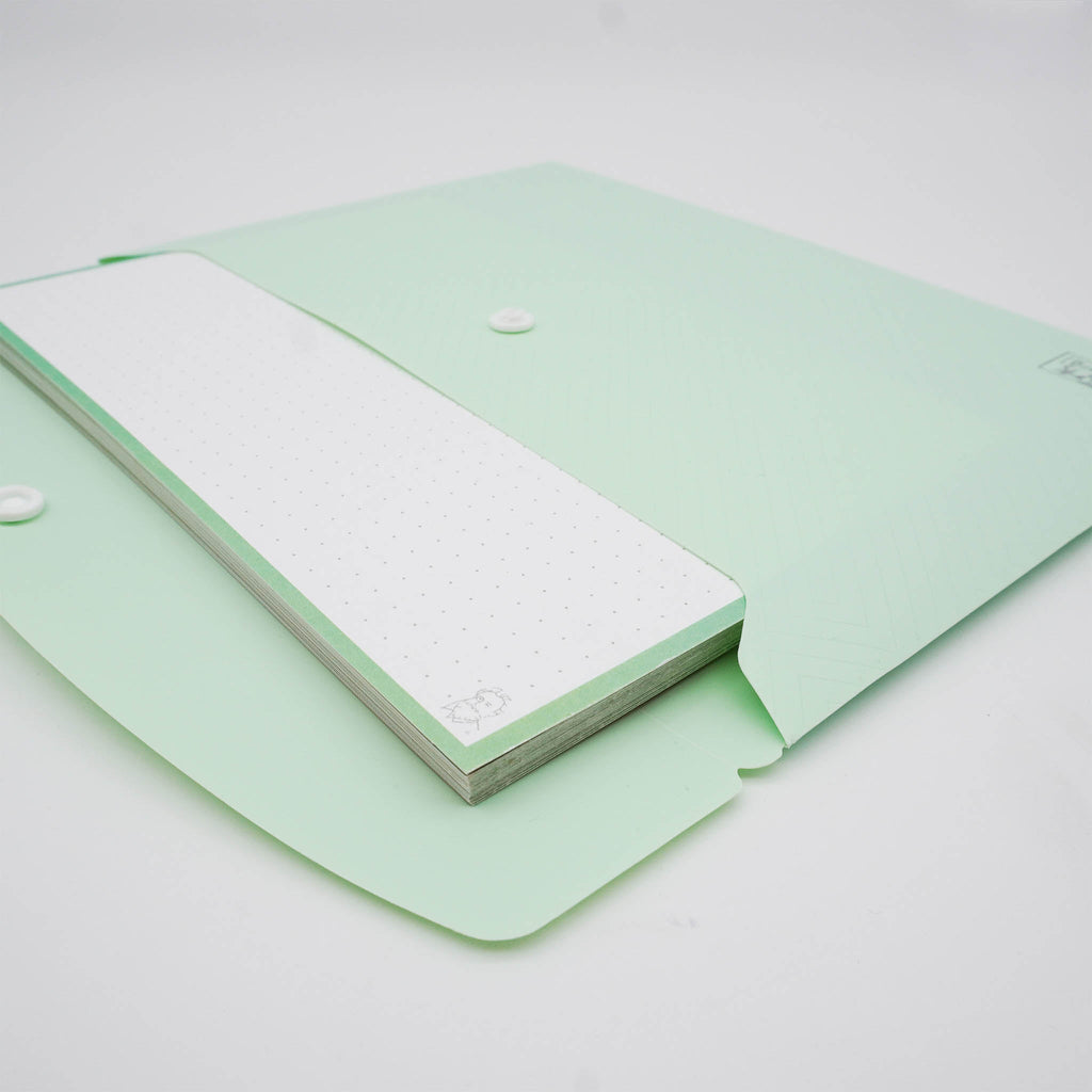 Leitner Flashcards A5 Pastel Dotted green lifestyle 2