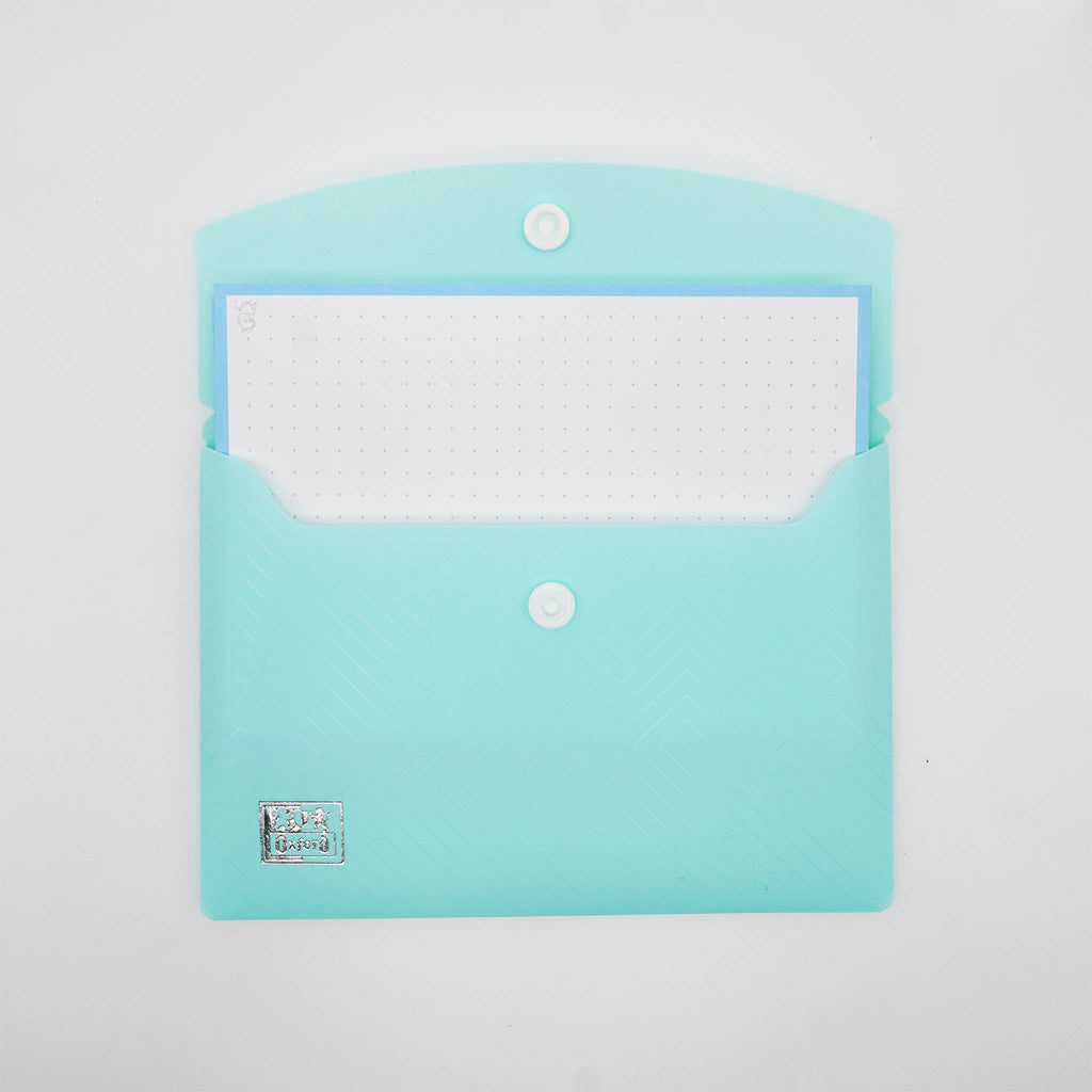 Leitner Flashcards A6 Pastel Dotted blue lifestyle 2