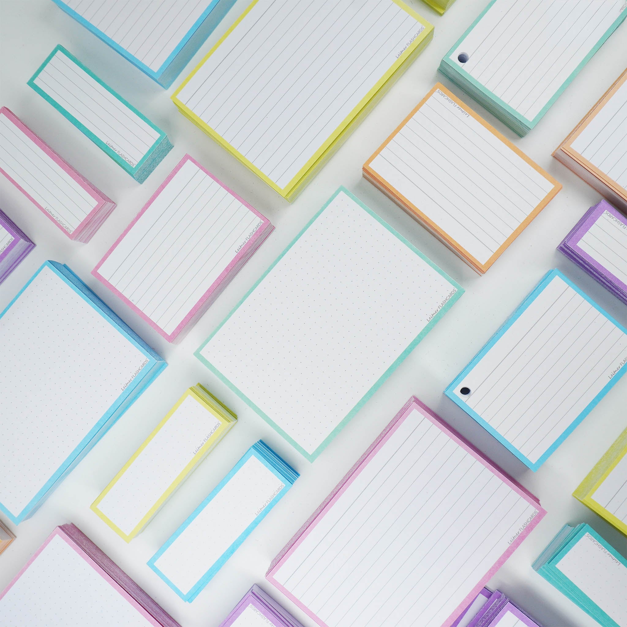 Leitner Flashcards A6 Pastel Dotted green lifestyle 3