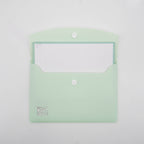 Leitner Flashcards A6 Pastel Dotted green lifestyle