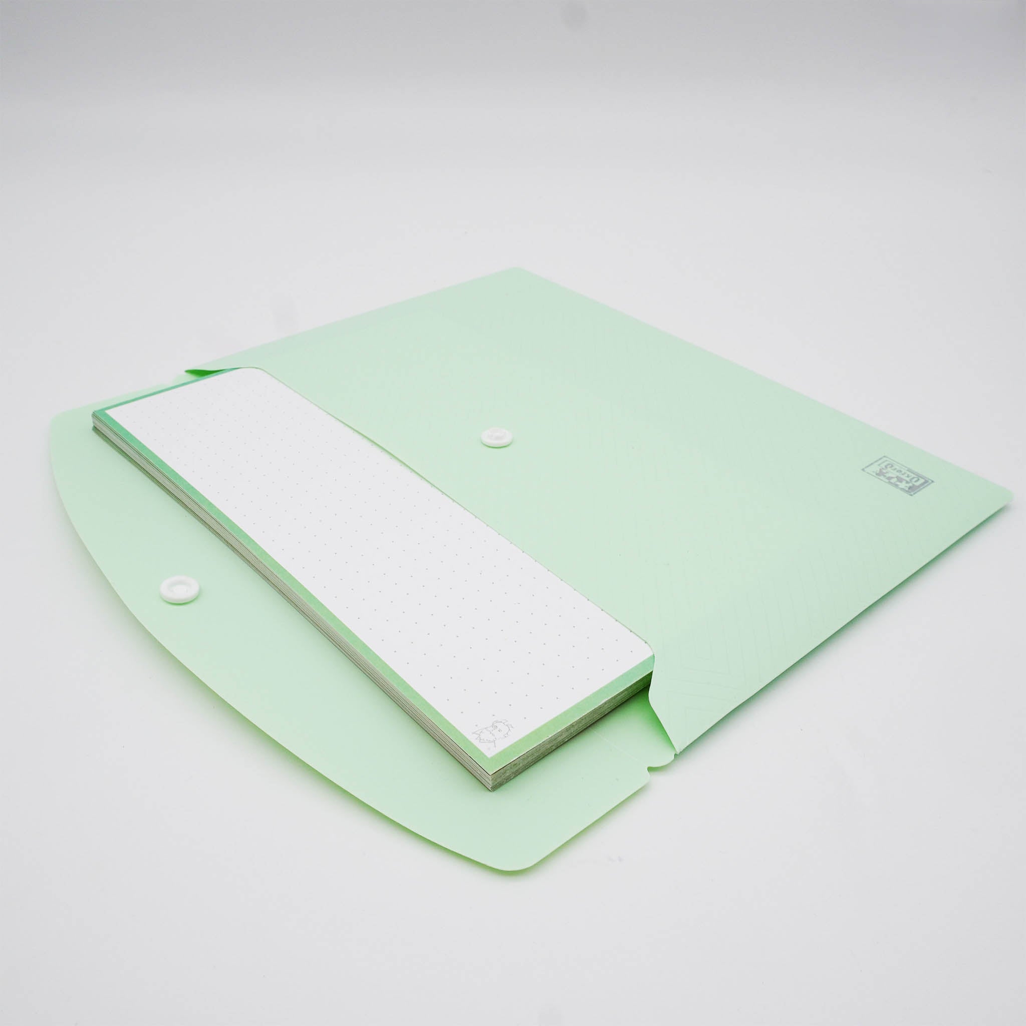 Leitner Flashcards A6 Pastel Dotted green lifestyle 2