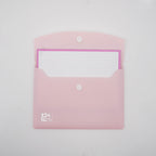 Leitner Flashcards A6 Pastel Dotted pink lifestyle 2