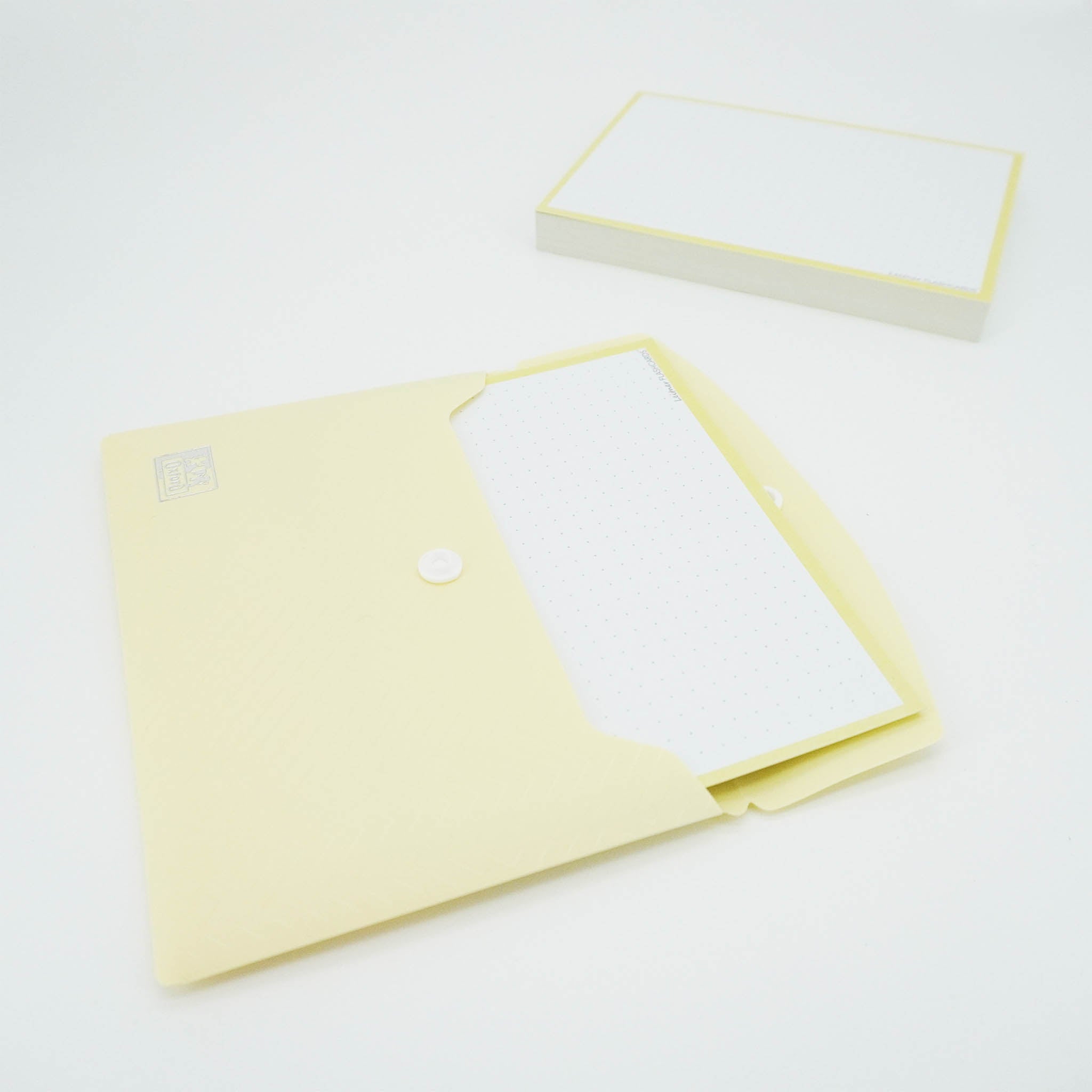 Leitner Flashcards A6 Pastel Dotted yellow in document holder