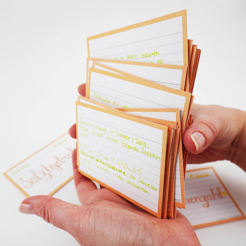 Leitner Flashcards A7 Pastel Lined orange lifestyle 3