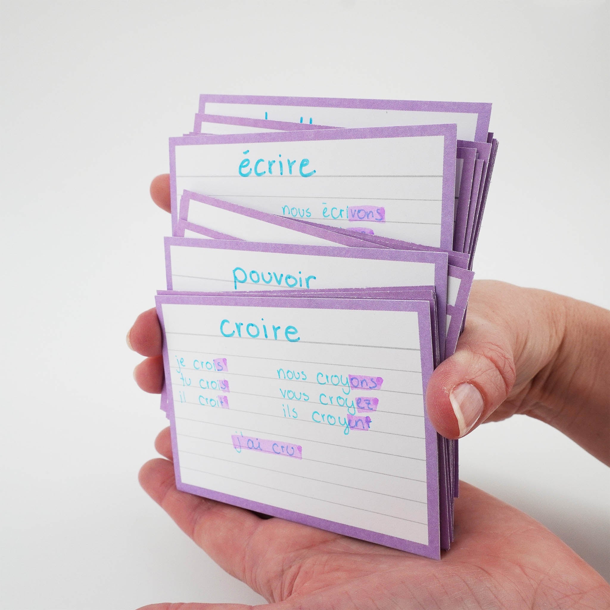 Leitner Flashcards A7 Pastel Lined purple lifestyle 2