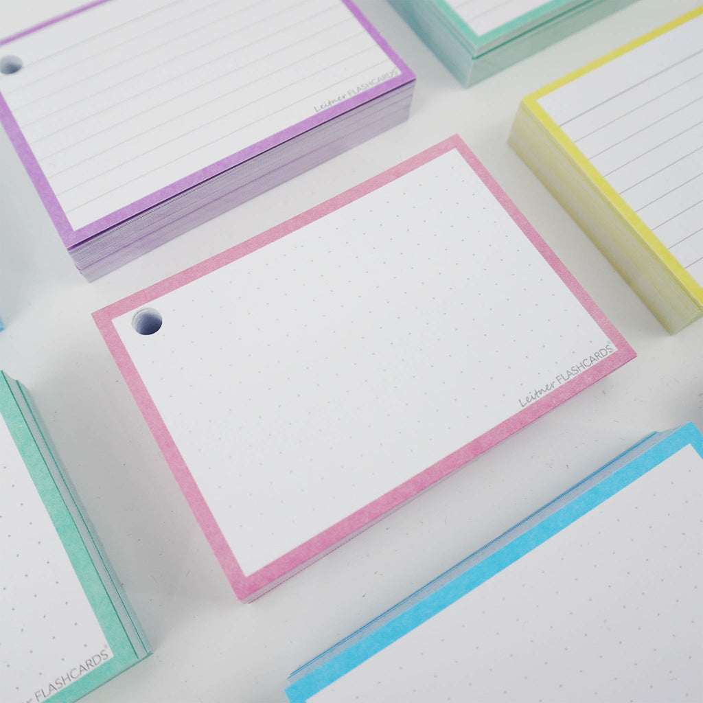 Leitner Flashcards A7 Pastel Dotted pink lifestyle